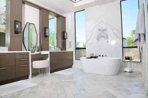 Bath - 4822 E Palomino Rd, Phoenix, AZ 85018 photo 1 of 5