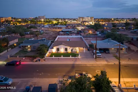 View/Area - 2327 E Victory Dr, Tempe, AZ 85288 photo 1 of 2