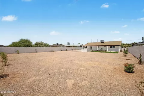 Exterior - 2327 E Victory Dr, Tempe, AZ 85288 photo 7 of 9