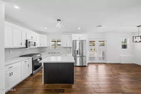 Kitchen - 2327 E Victory Dr, Tempe, AZ 85288 photo 1 of 2