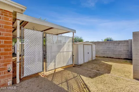 Exterior - 345 W Montecito Ave, Phoenix, AZ 85013 photo 8 of 14