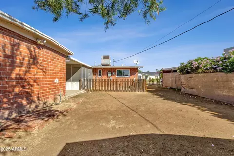 Exterior - 345 W Montecito Ave, Phoenix, AZ 85013 photo 11 of 14