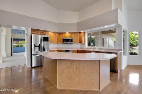 Kitchen - 2542 E Mountain Sky Ave, Phoenix, AZ 85048 photo 3 of 4