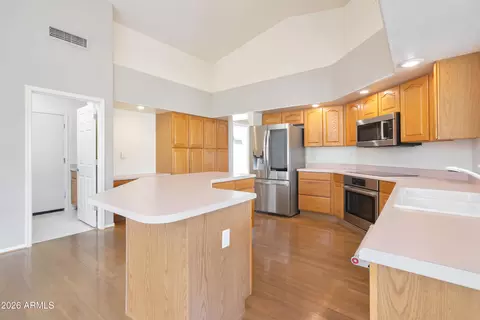 Kitchen - 2542 E Mountain Sky Ave, Phoenix, AZ 85048 photo 4 of 4