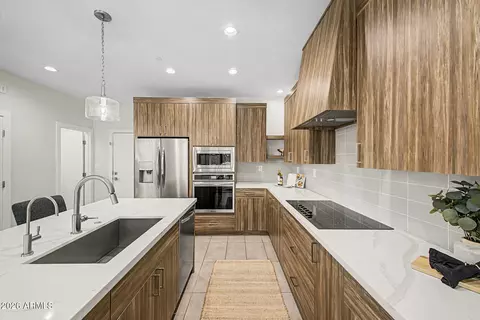 Kitchen - 137 E Hearne Way, Gilbert, AZ 85234 photo 1 of 3