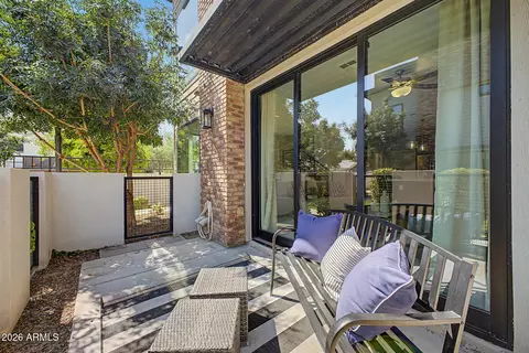 Exterior - 137 E Hearne Way, Gilbert, AZ 85234 photo 2 of 7