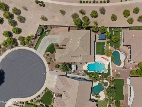 View/Area - 6766 S Seneca Ct, Gilbert, AZ 85298 photo 2 of 12