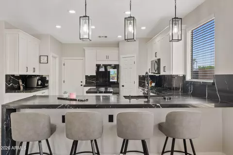Kitchen - 6766 S Seneca Ct, Gilbert, AZ 85298 photo 1 of 6