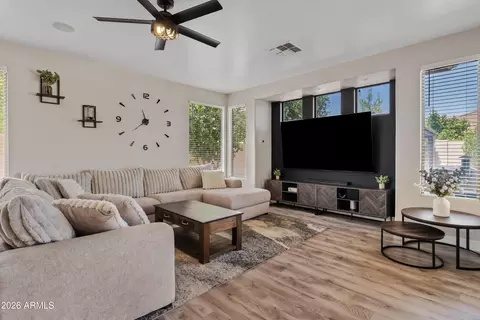 Living - 6766 S Seneca Ct, Gilbert, AZ 85298 photo 2 of 3