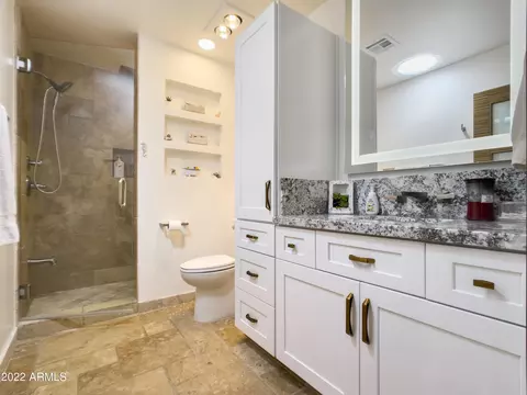 Bath - 1834 E Riviera Dr, Tempe, AZ 85282 photo 1 of 4