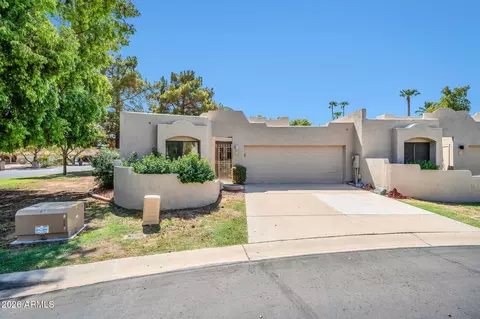 1102 E Acacia Cir, Litchfield Park, AZ 85340