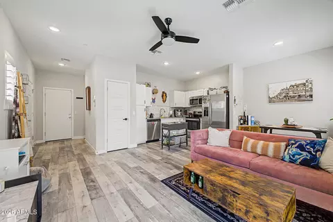 Living - 8176 N 22nd Dr, Phoenix, AZ 85021 photo 3 of 3