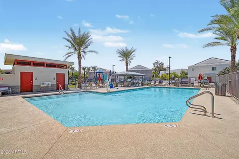 Exterior - 8176 N 22nd Dr, Phoenix, AZ 85021 photo 6 of 7