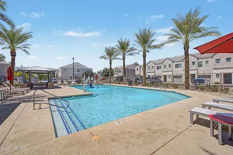 Exterior - 8176 N 22nd Dr, Phoenix, AZ 85021 photo 5 of 7