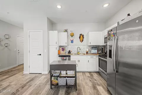 Kitchen - 8176 N 22nd Dr, Phoenix, AZ 85021 photo 3 of 3