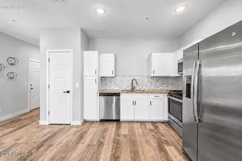 Kitchen - 8176 N 22nd Dr, Phoenix, AZ 85021 photo 1 of 2
