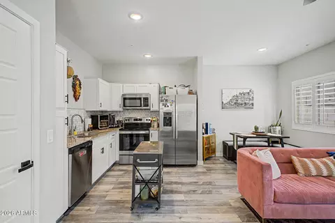 Kitchen - 8176 N 22nd Dr, Phoenix, AZ 85021 photo 2 of 3