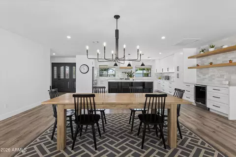 Dining - 504 W Harmont Dr, Phoenix, AZ 85021 photo 2 of 2