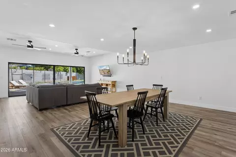 Dining - 504 W Harmont Dr, Phoenix, AZ 85021 photo 1 of 2