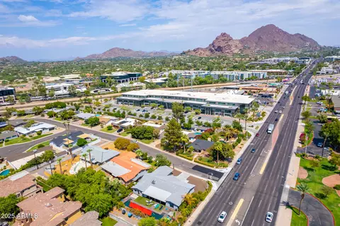 View/Area - 5002 N 38th Pl, Phoenix, AZ 85018 photo 1 of 7
