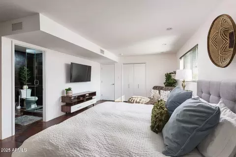 Bedroom - 5002 N 38th Pl, Phoenix, AZ 85018 photo 9 of 9