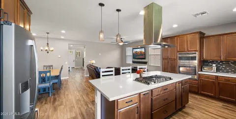 Kitchen - 10052 E Tamery Ave, Mesa, AZ 85212 photo 5 of 7