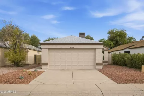 4035 W Electra Ln, Glendale, AZ 85310
