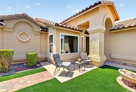 Exterior - 2155 E Sherri Dr, Gilbert, AZ 85296 photo 2 of 16