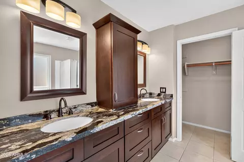 Bath - 2155 E Sherri Dr, Gilbert, AZ 85296 photo 1 of 5