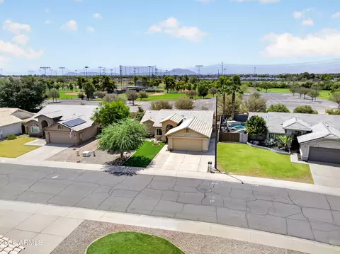 View/Area - 2155 E Sherri Dr, Gilbert, AZ 85296 photo 3 of 13