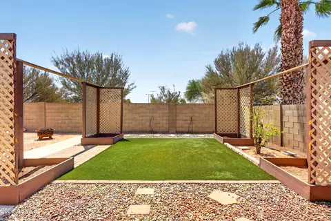 Exterior - 2155 E Sherri Dr, Gilbert, AZ 85296 photo 6 of 16