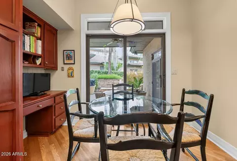 Dining - 3142 E Marshall Ave, Phoenix, AZ 85016 photo 2 of 2