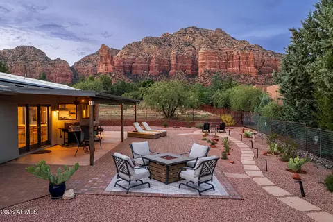 300 Raintree Rd, Sedona, AZ 86351