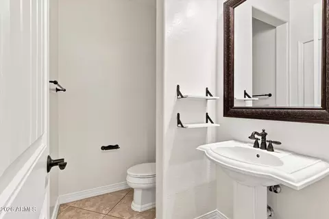 Bath - 3668 E Morrison Ranch Pkwy, Gilbert, AZ 85296 photo 1 of 8