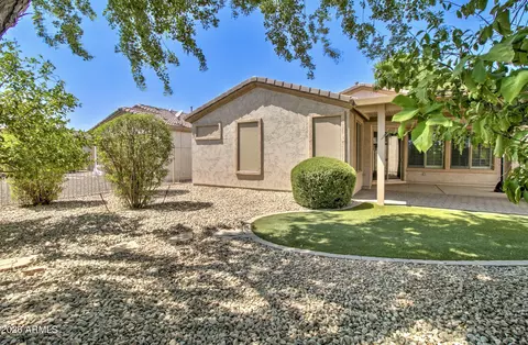 Exterior - 4747 E Blue Spruce Ln, Gilbert, AZ 85298 photo 9 of 11