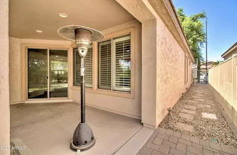 Exterior - 4747 E Blue Spruce Ln, Gilbert, AZ 85298 photo 5 of 11
