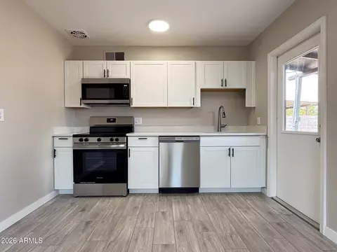 Kitchen - 108 5th Ave E, Buckeye, AZ 85326 photo 3 of 4
