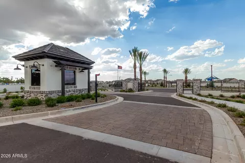 View/Area - 2613 E Virginia Cir, Mesa, AZ 85213 photo 2 of 6
