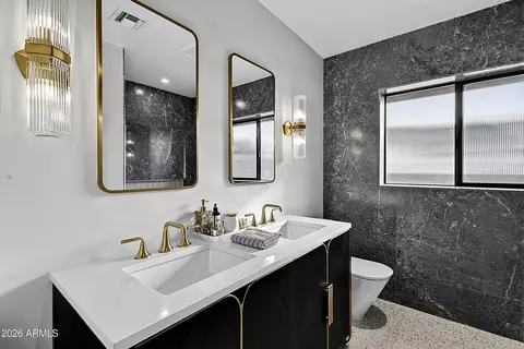 Bath - 1912 E Rose Ln, Phoenix, AZ 85016 photo 5 of 8