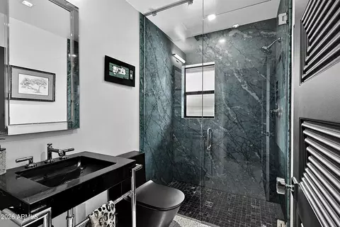 Bath - 1912 E Rose Ln, Phoenix, AZ 85016 photo 1 of 8