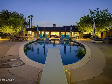 Exterior - 1912 E Rose Ln, Phoenix, AZ 85016 photo 5 of 14