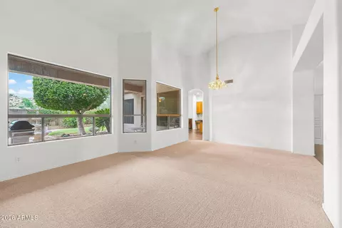 Living - 9513 E Knoll Cir, Mesa, AZ 85207 photo 5 of 7