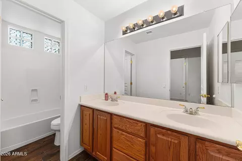 Bath - 9513 E Knoll Cir, Mesa, AZ 85207 photo 1 of 4