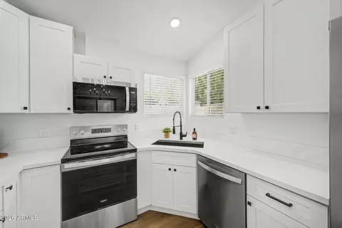 921 S Val Vista Dr #51, Mesa, AZ 85204