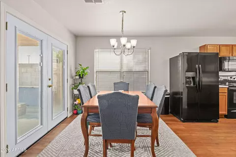 Dining - 1256 E Clifton Ave, Gilbert, AZ 85295 photo 1 of 2