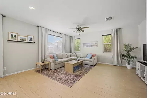 Living - 3954 E Blue Spruce Ln, Gilbert, AZ 85298 photo 1 of 1