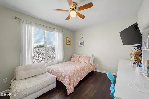Bedroom - 3954 E Blue Spruce Ln, Gilbert, AZ 85298 photo 5 of 8