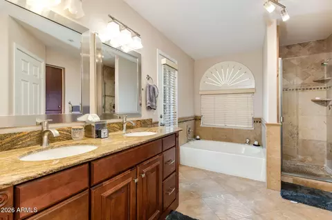Bath - 4531 E Danbury Rd, Phoenix, AZ 85032 photo 1 of 2