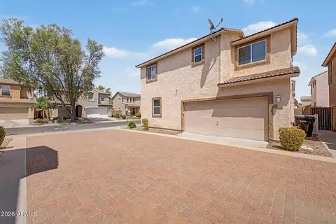 Exterior - 4215 E Milky Way, Gilbert, AZ 85295 photo 7 of 9