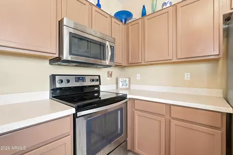 Kitchen - 1117 W Laurel Ave, Gilbert, AZ 85233 photo 2 of 2